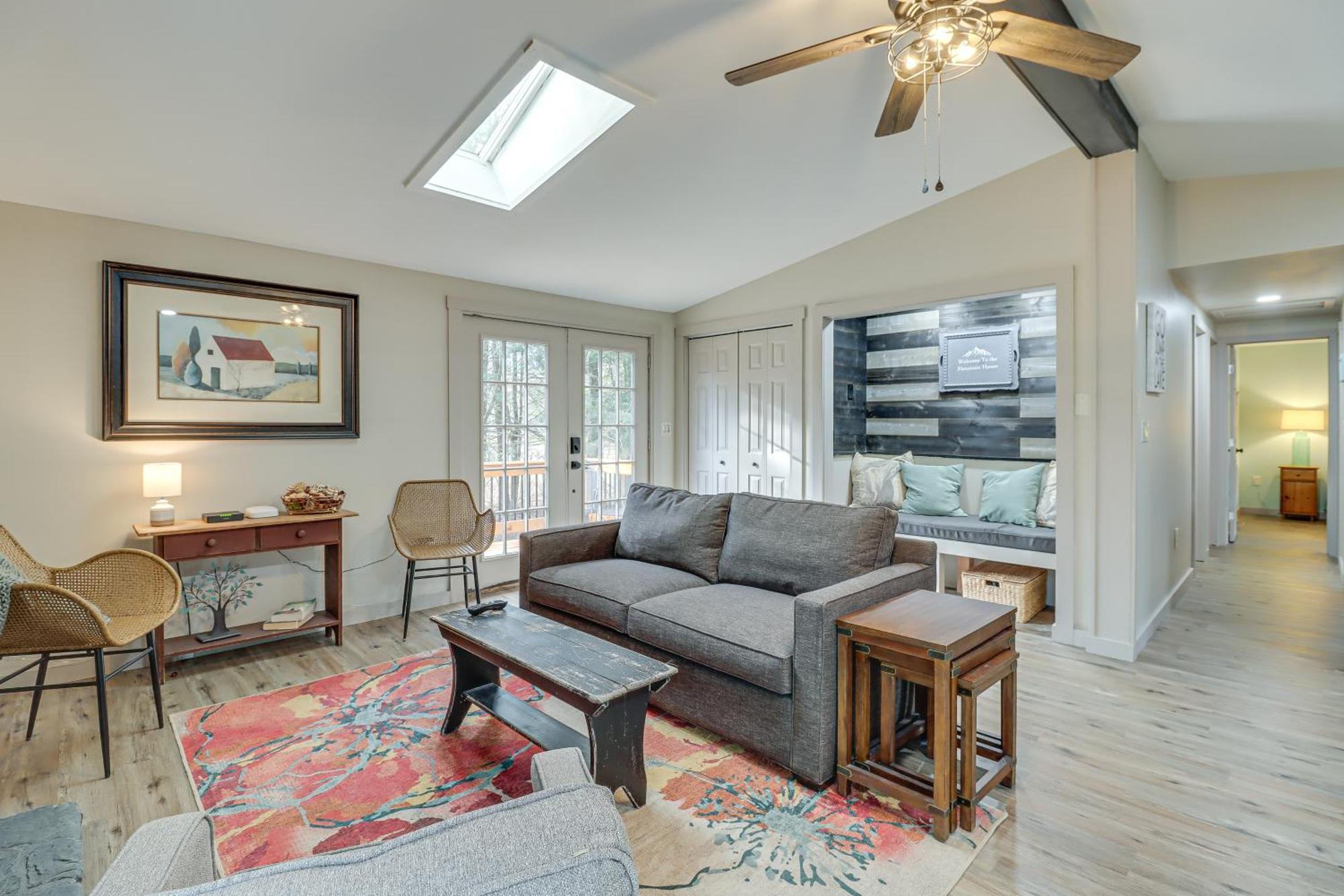 Quaint Jim Thorpe Cabin Retreat, Walk To Beach! 外观 照片