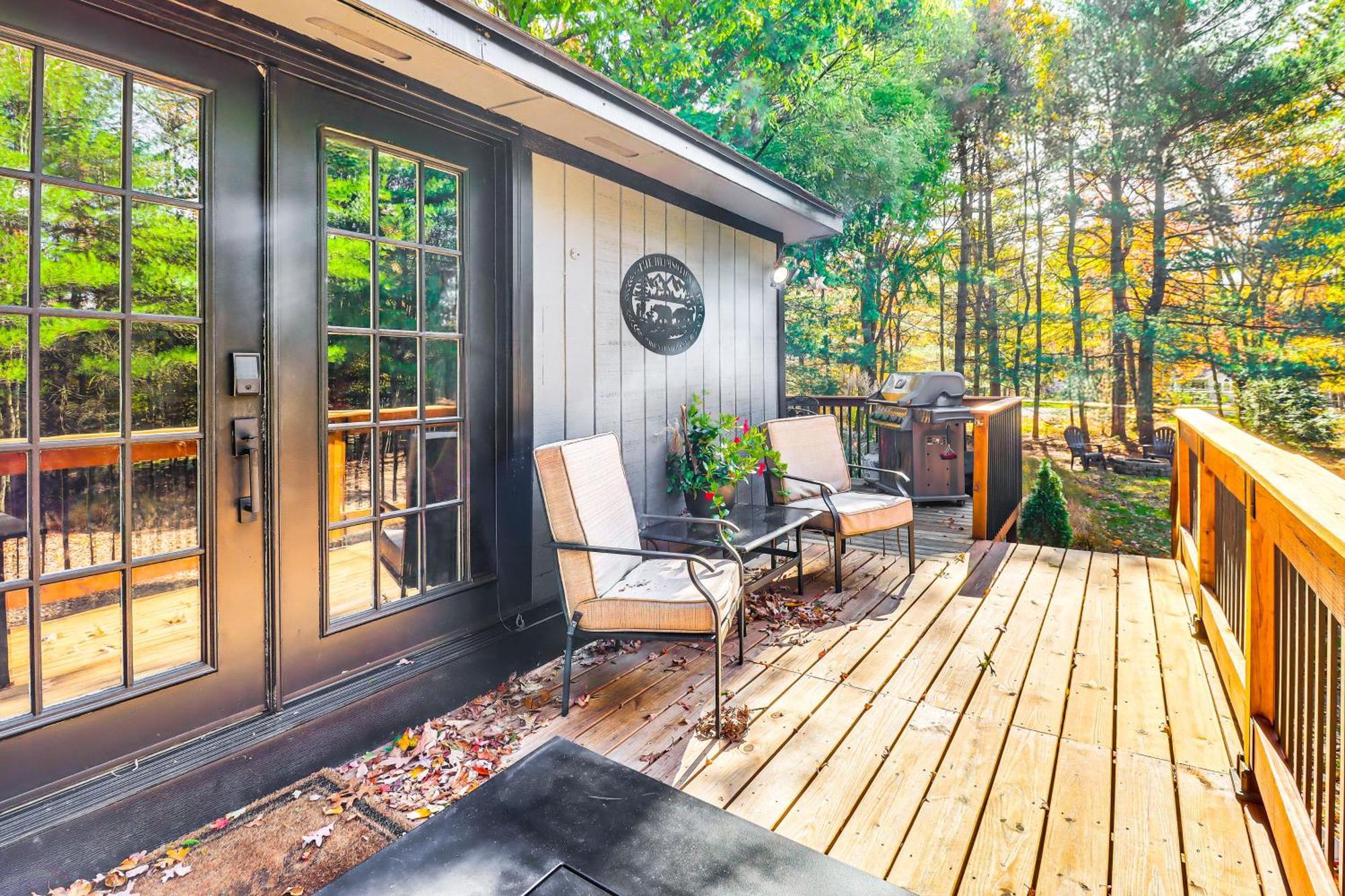 Quaint Jim Thorpe Cabin Retreat, Walk To Beach! 外观 照片